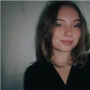 Étudiante en Lettres Modernes, je propose mes services pour les futurs collégiens et les plus petits